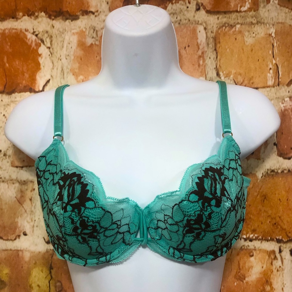 Mint Green Goddess *36C*